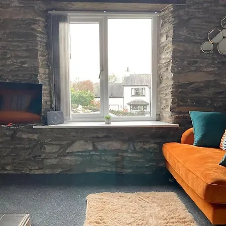 Leven's Rest - 2 Bed Maisonette *