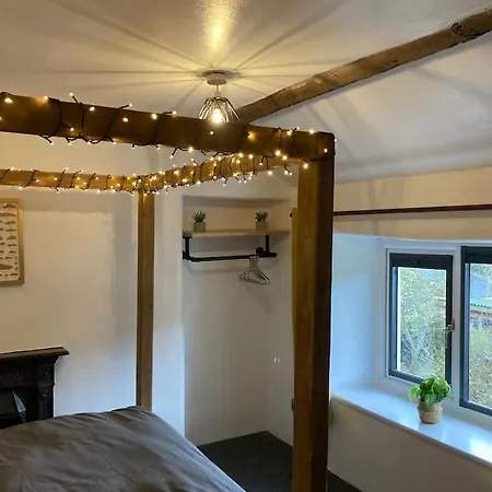 Leven's Rest - 2 Bed Maisonette Apartment