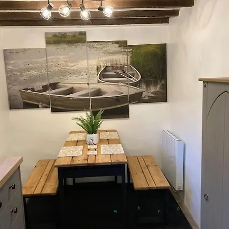 Leven's Rest - 2 Bed Maisonette Apartment