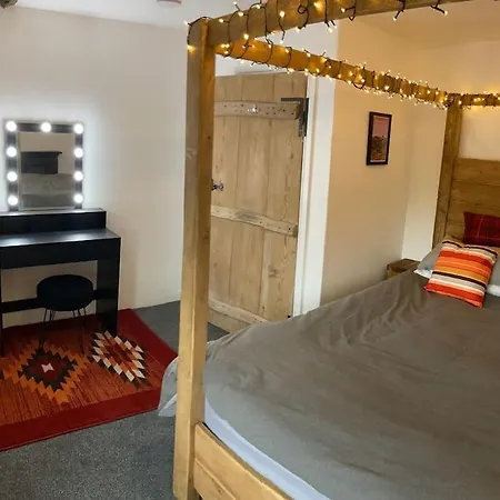 Leven's Rest - 2 Bed Maisonette Apartment