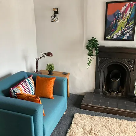 Leven's Rest - 2 Bed Maisonette *